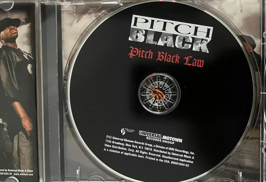 Pitch Black - Ley de Pitch Black